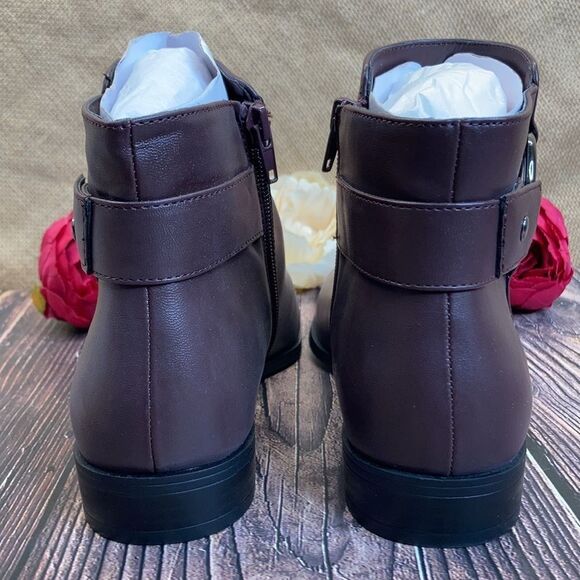 Alfani Avvia Brown Step 'N Flex Booties - Picture 5 of 8